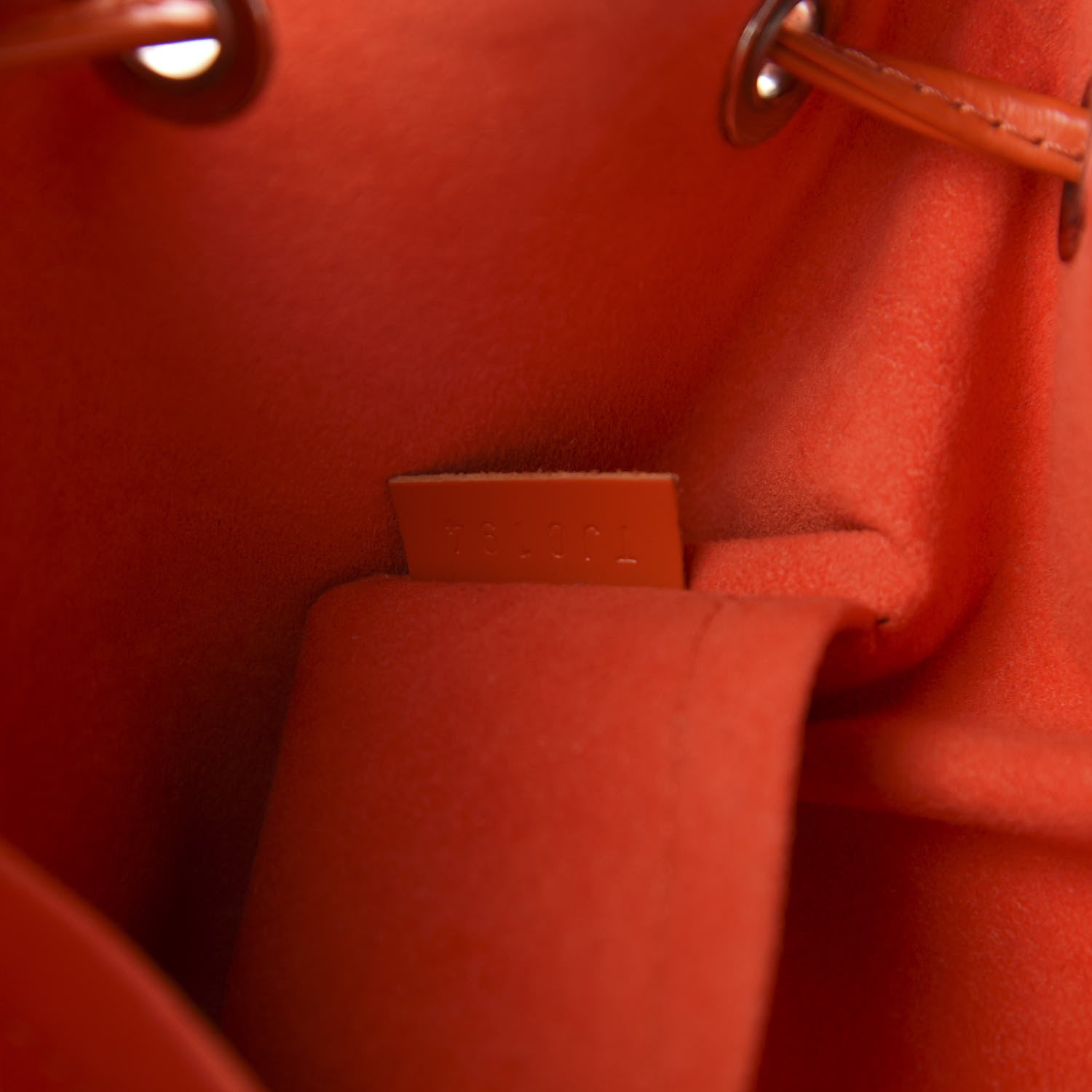 Louis Vuitton Epi Noe BB Piment 8 of 10