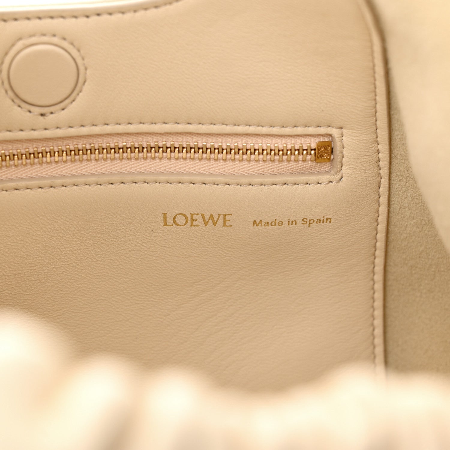 Loewe Buttery Nappa Lambskin Small Squeeze Bag Chalk 6 of 7