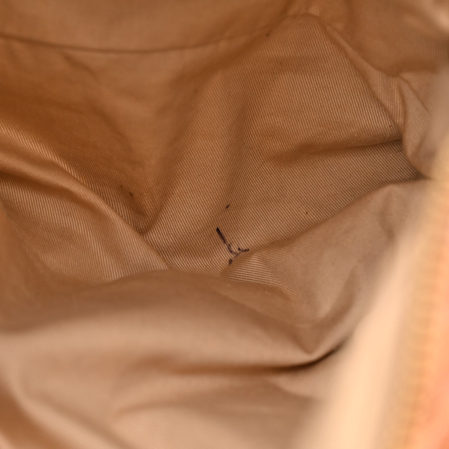 Givenchy Tumbled Sheepskin Medium Pandora Cigare 7 of 12