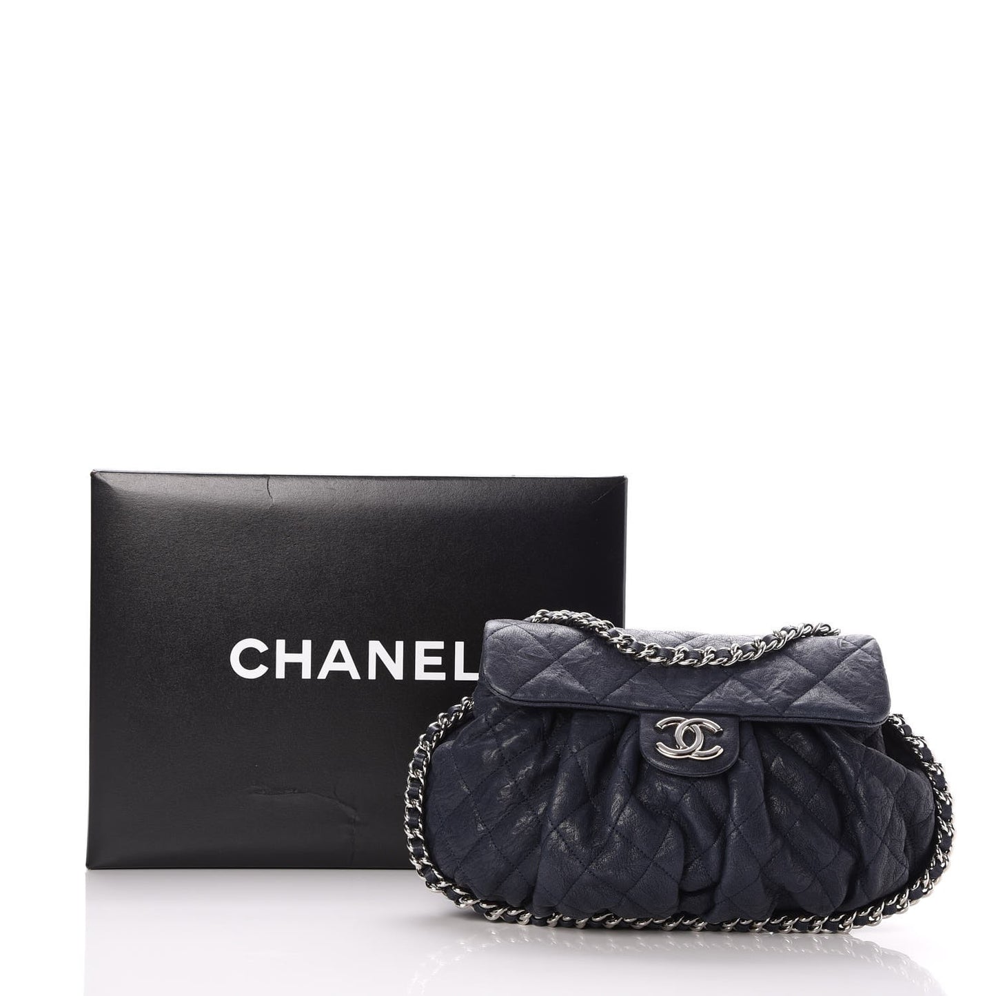 Washed Lambskin Quilted Medium Chain Around Messenger Blue