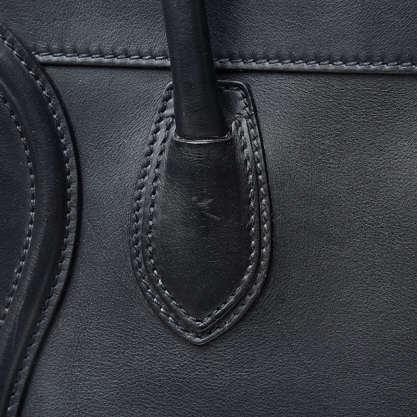 Smooth Calfskin Mni Luggage Black