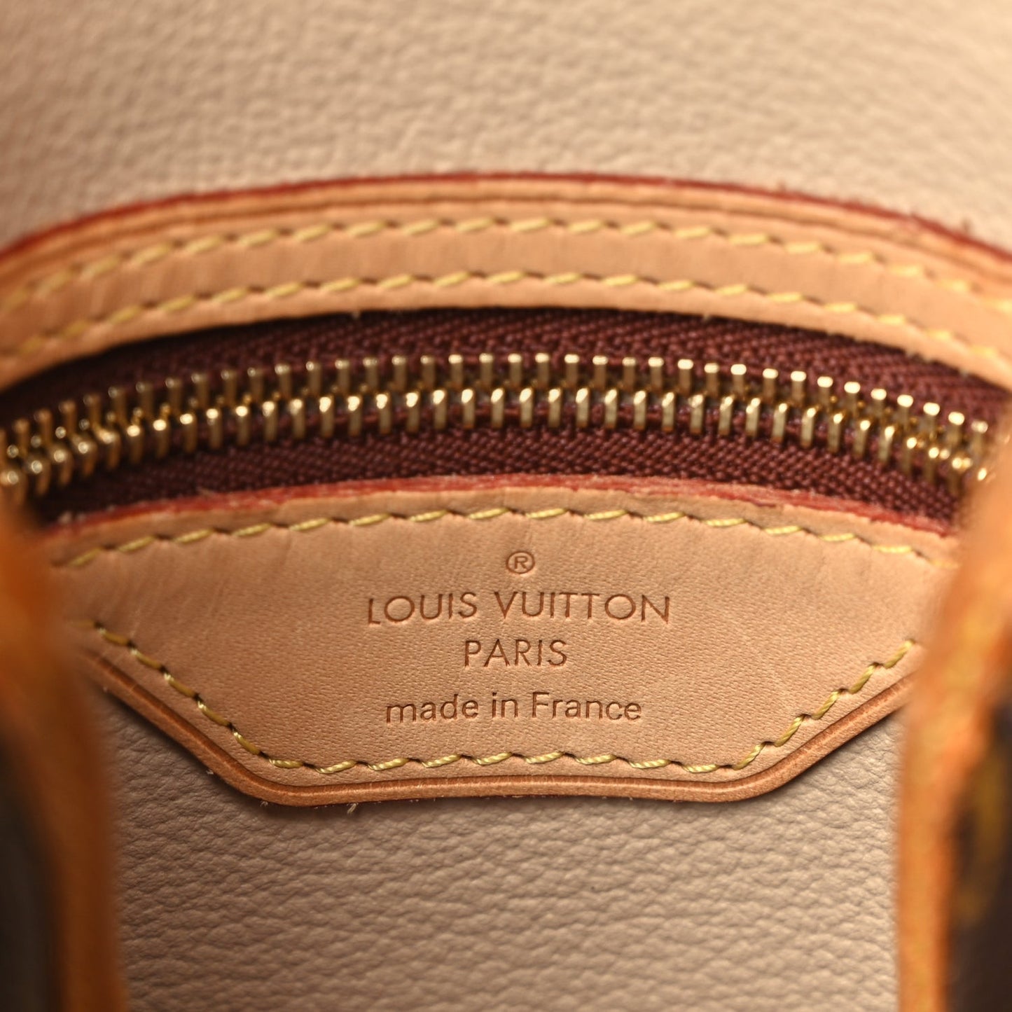 Monogram Petit Bucket 23