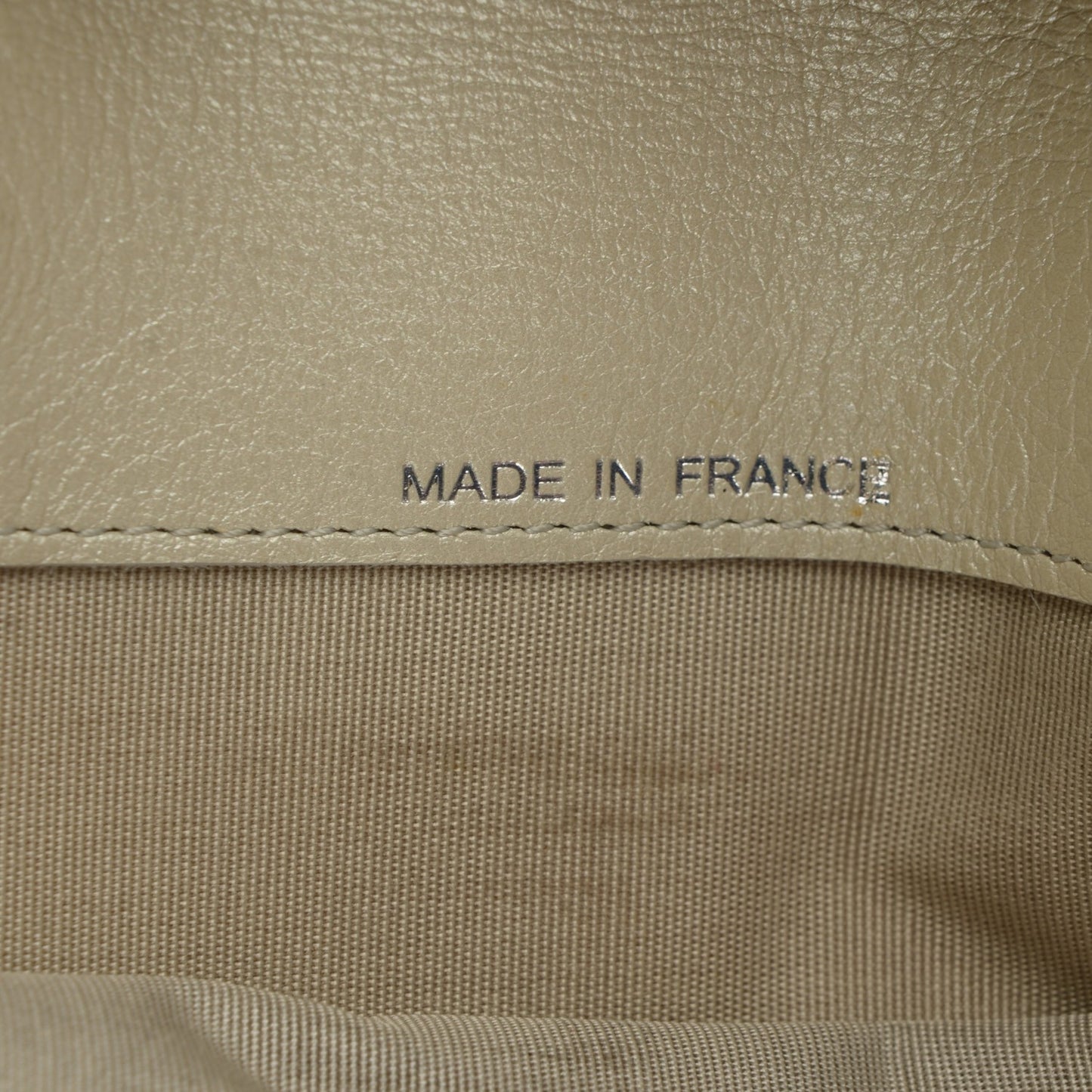 Caviar Sevruga Yen Wallet Pearl