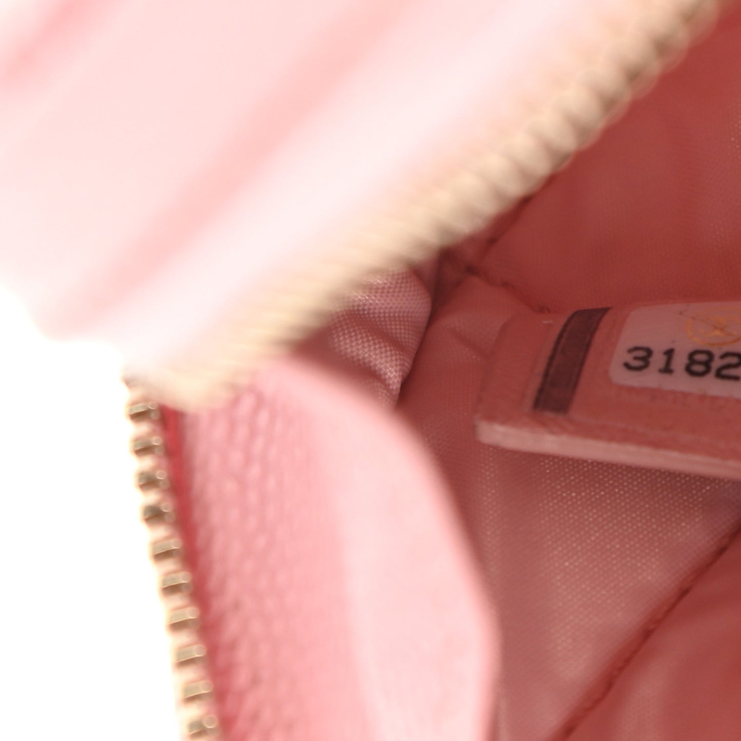 Caviar Quilted Small Curvy Pouch Cosmetic Case Light Pink