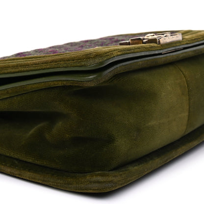 Chanel Velvet Tweed Medium Boy Flap Green 8 of 8