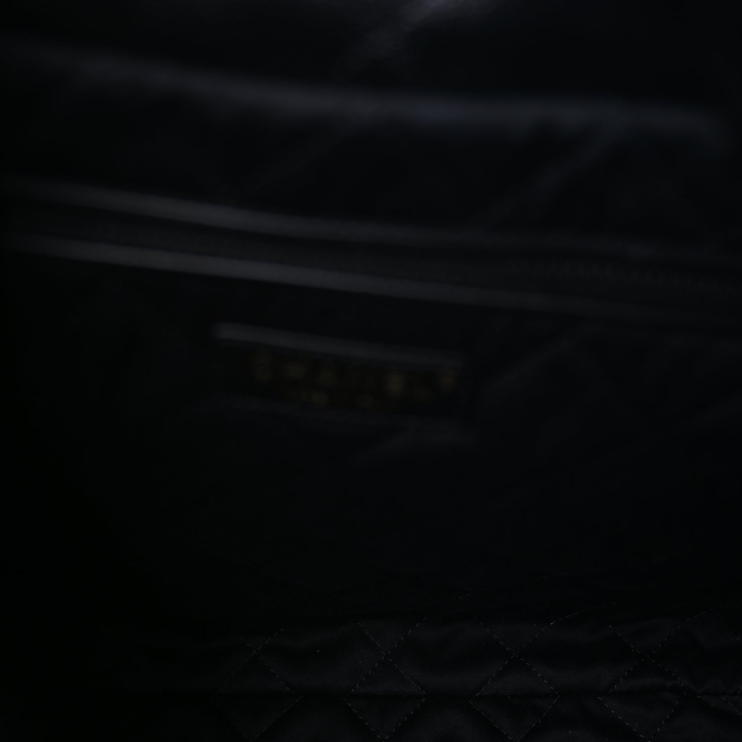 Chanel Shiny Caviar Quilted Monochrome  22  Black 5 of 7