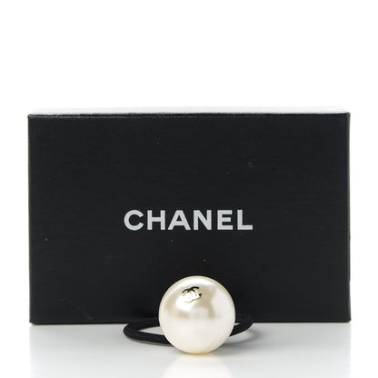 Chanel Pearl CC Hair Tie Black White 5 of 5