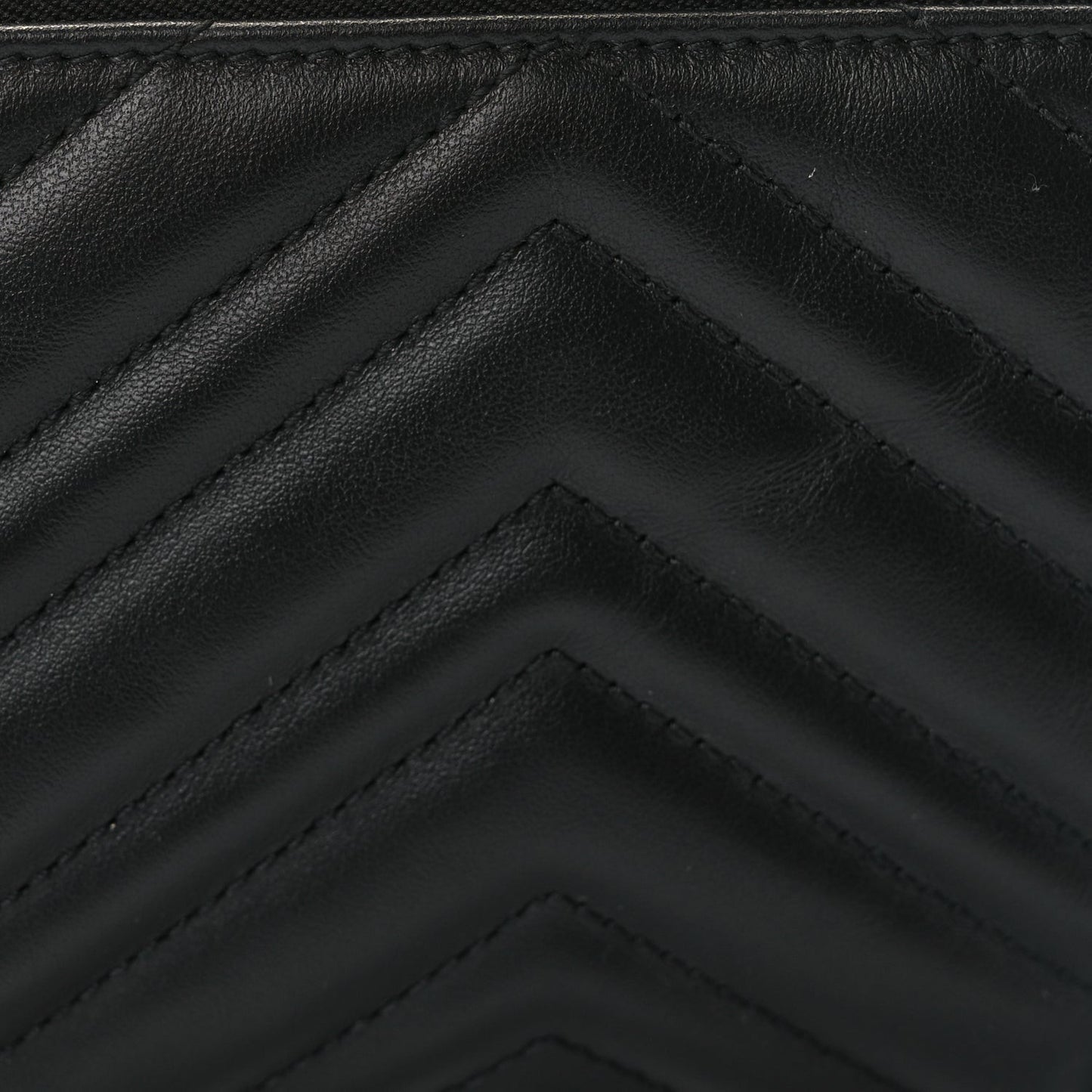 Calfskin Matelasse Chevron Small GG Marmont Shoulder Bag Black