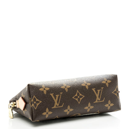 Louis Vuitton Monogram World Tour Cosmetic Pouch 4 of 7