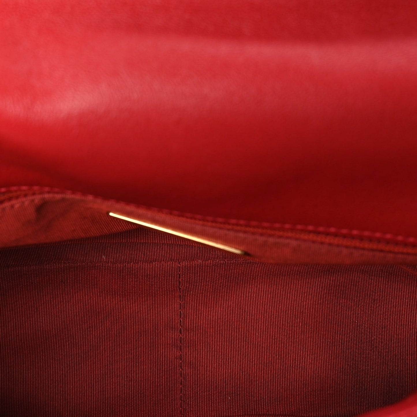 Lambskin Quilted Medium  19 Flap  Red