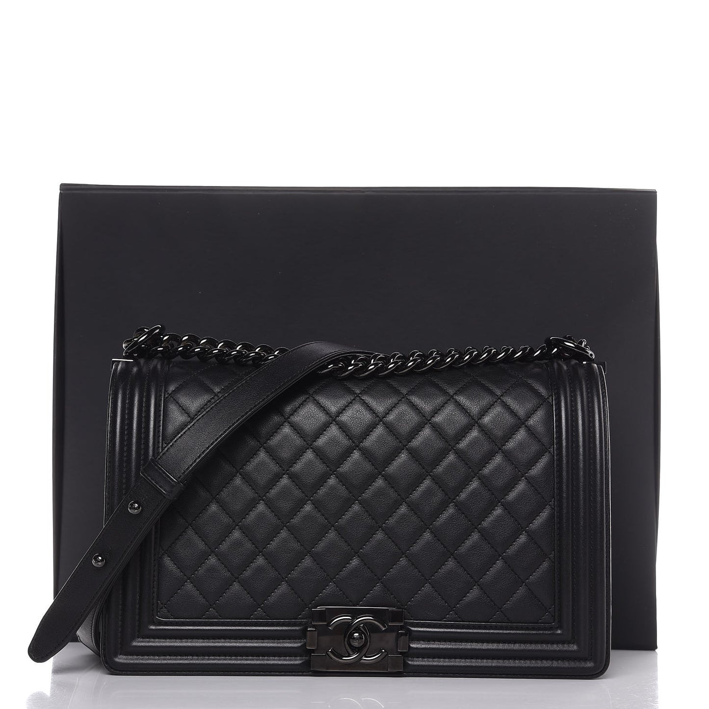 Calfskin Quilted New Medium Boy Flap So Black