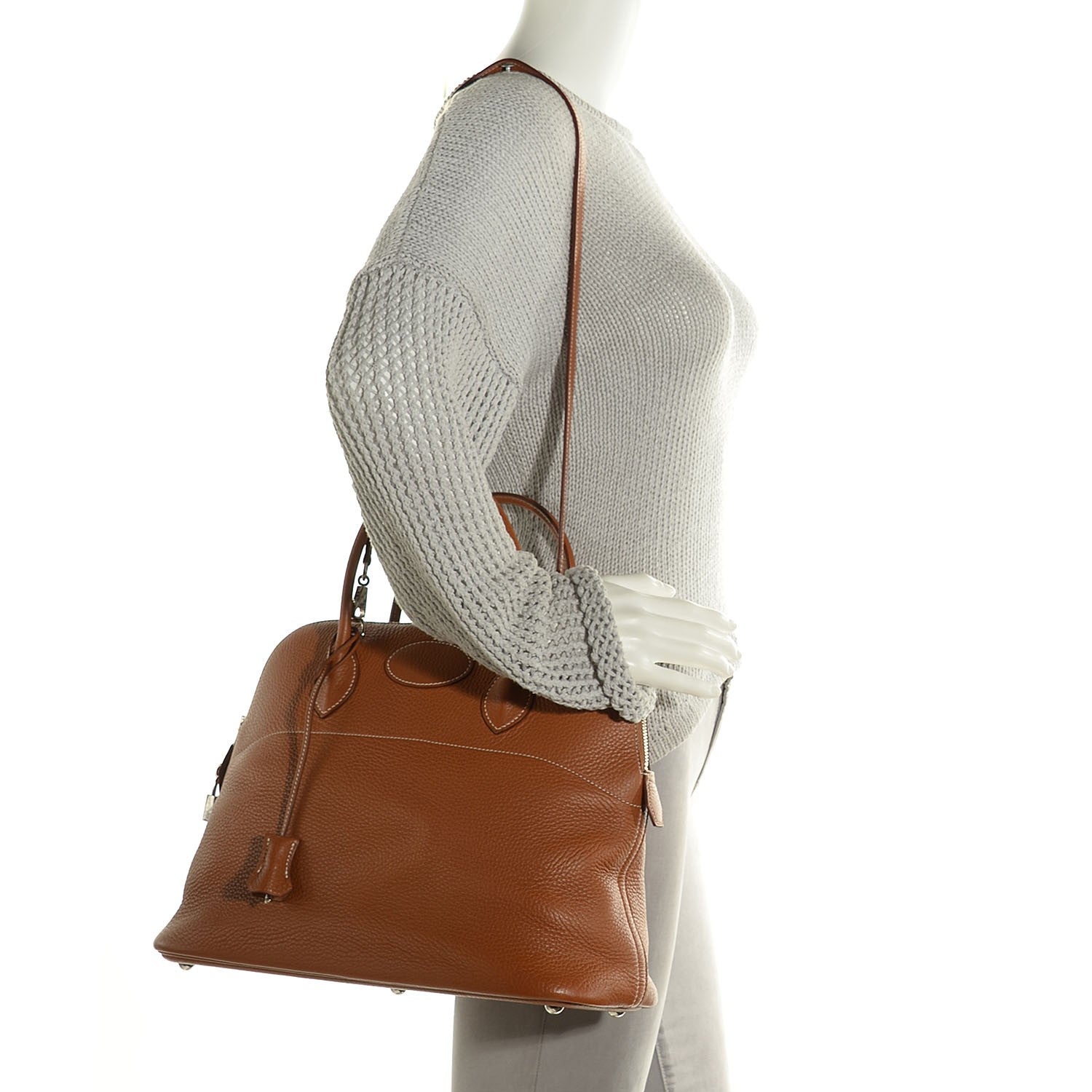 Hermes Taurillon Clemence Bolide 35 Gold 2 of 23