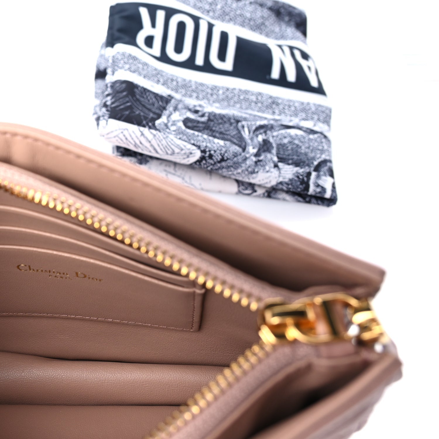 Christian Dior Calfskin Cannage Caro Zipped Pouch With Chain  Rose Des Vents 4 of 8