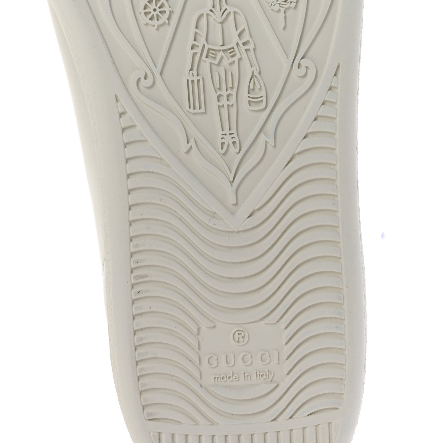 Gucci Calfskin InterLocking G Perforated Womens Ace Sneakers 38.5 White Grey Sky 7 of 7
