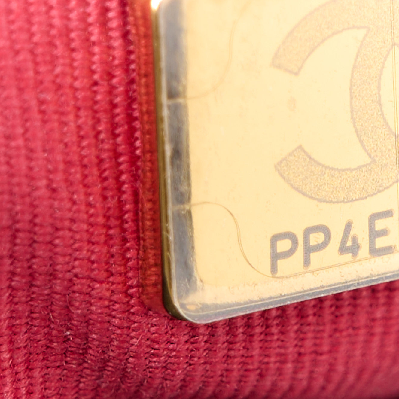 Caviar Quilted Wavy CC Hobo Black