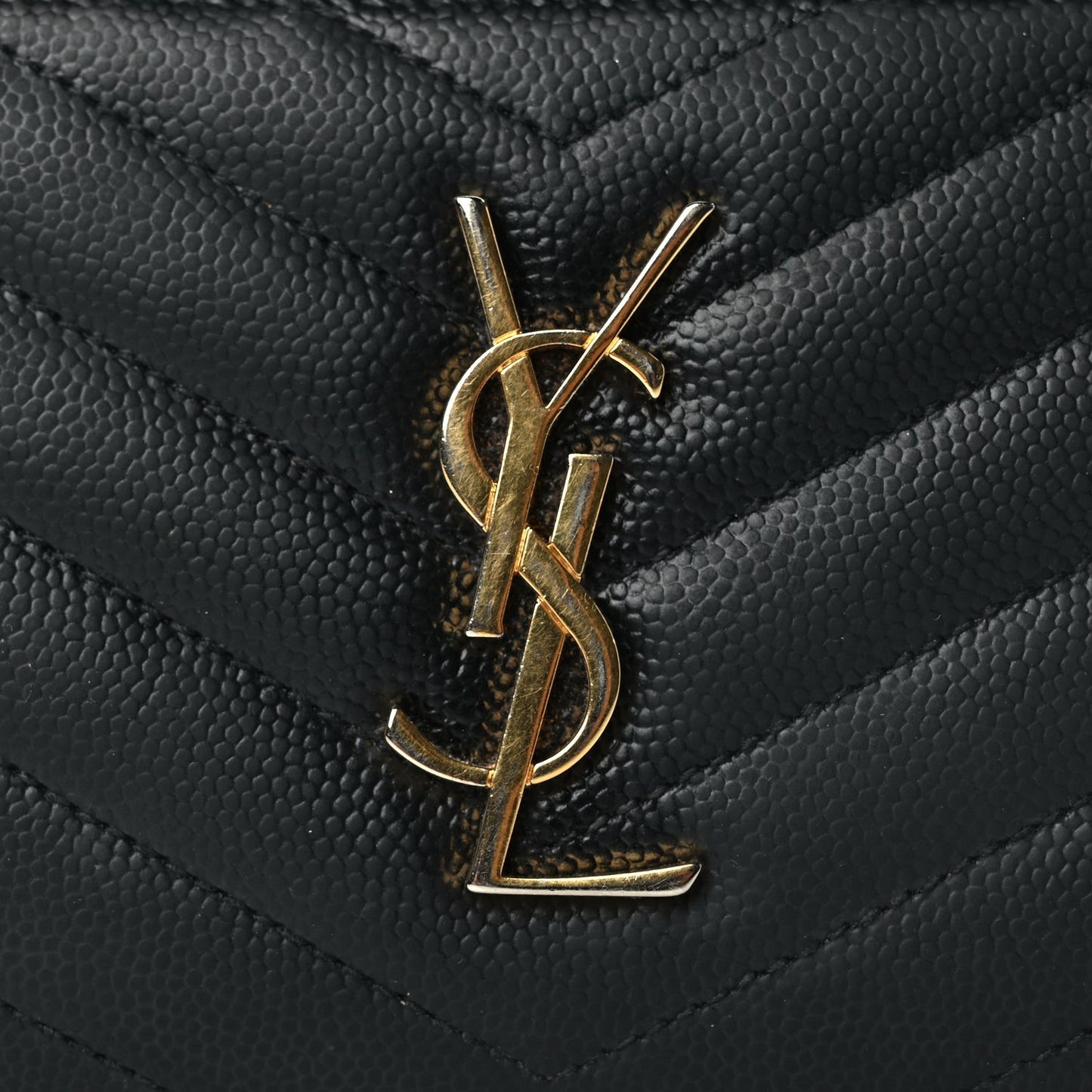 Grain De Poudre Matelasse Chevron Monogram Compact Zip Around Wallet Black