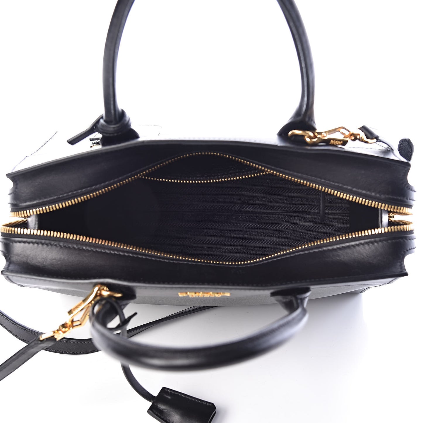 Saffiano City Calf Medium Esplanade Tote Mercurio Black