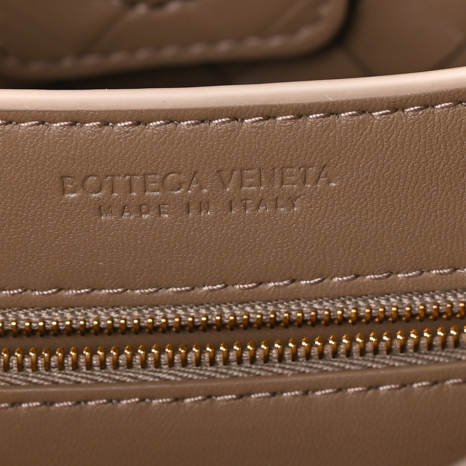 Bottega Veneta Nappa Intrecciato Small Andiamo Shoulder Bag Pinecone 5 of 8