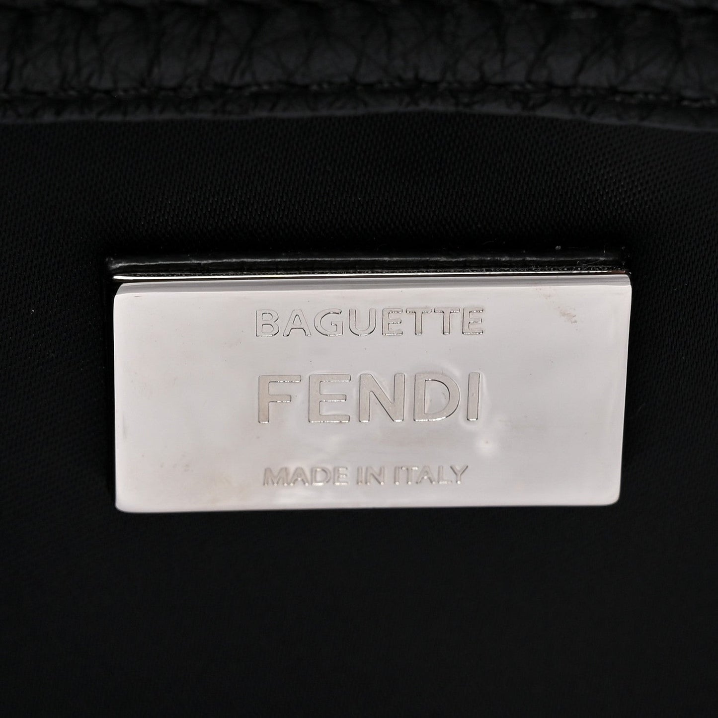 Econyl Cuoio Romano Multipocket Baguette Black