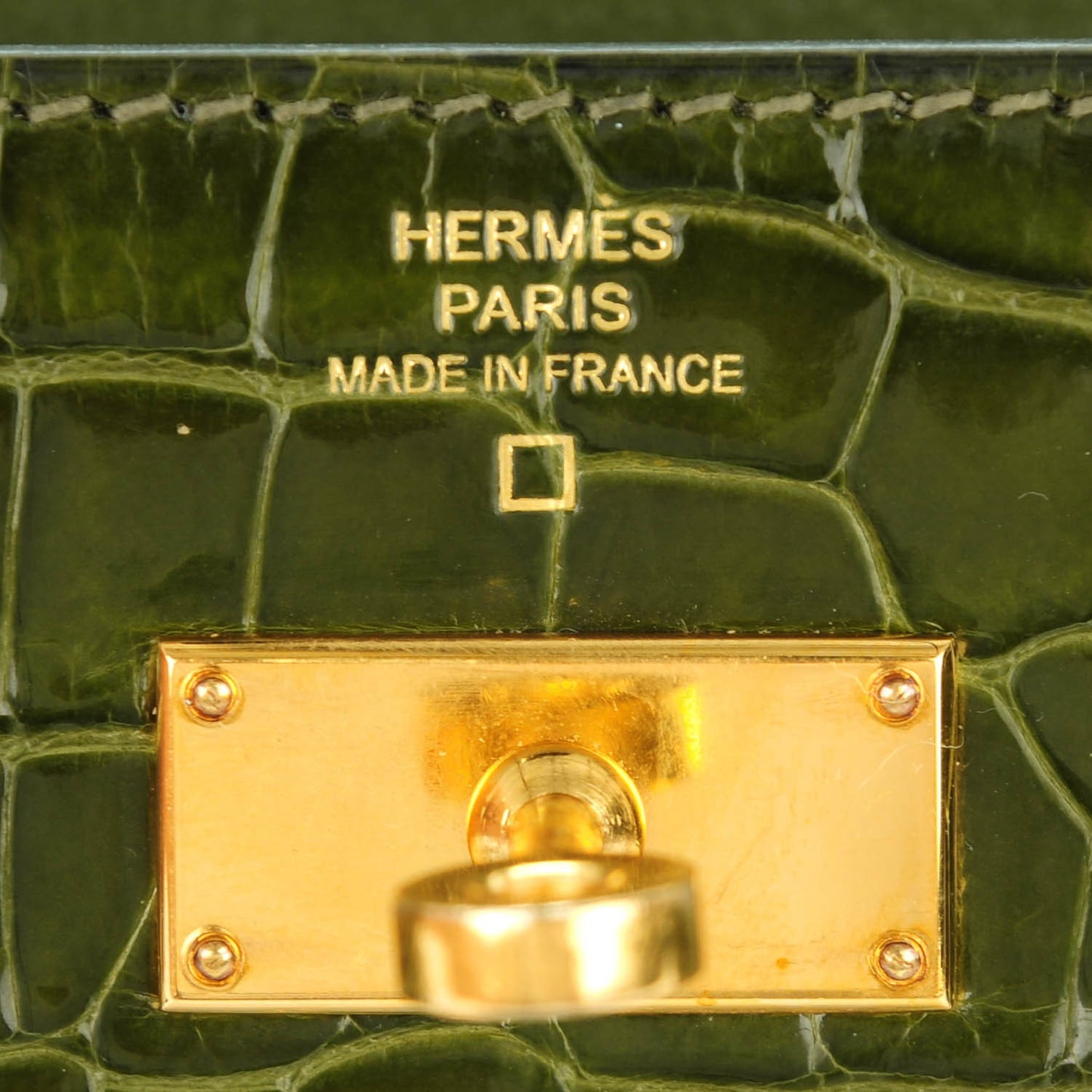 Shiny Alligator Kelly Longue Wallet Vert Veronese