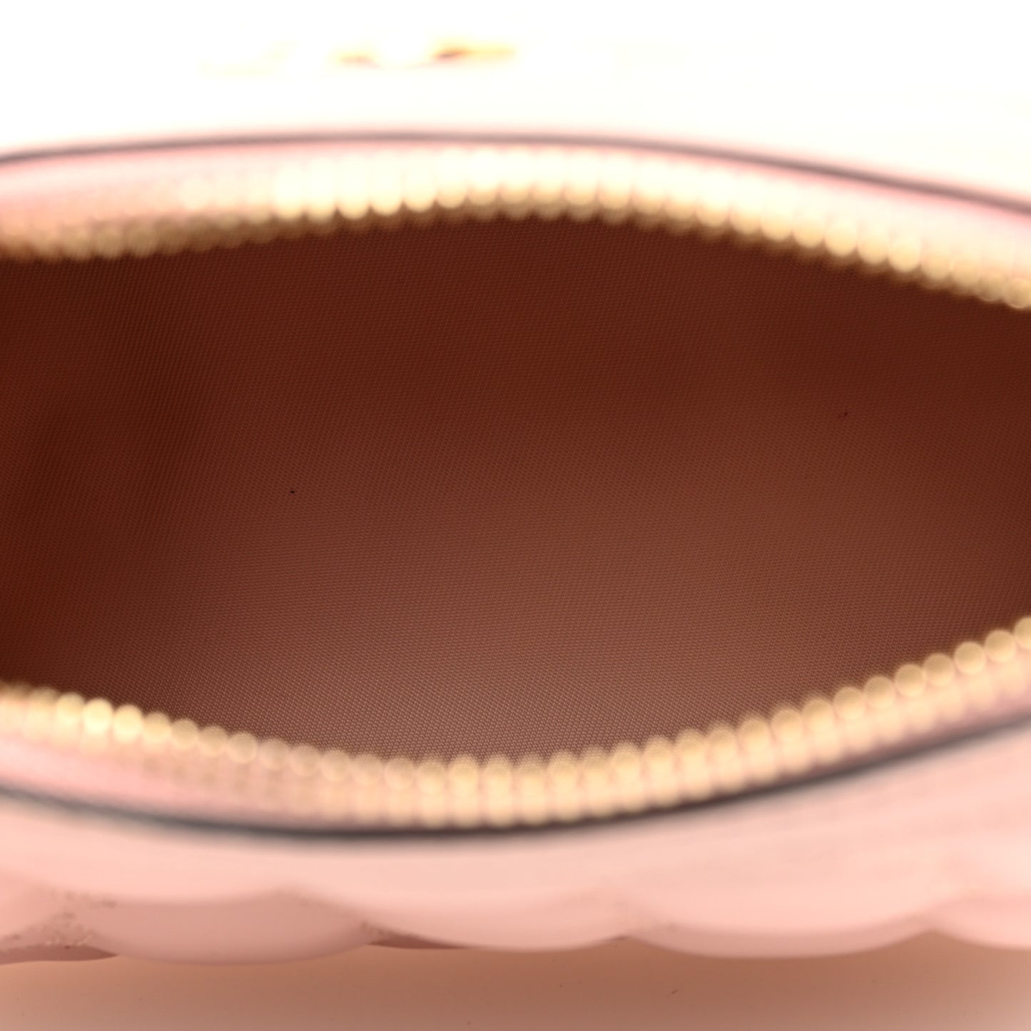 Calfskin GG Matelasse Beauty Case Perfect Pink