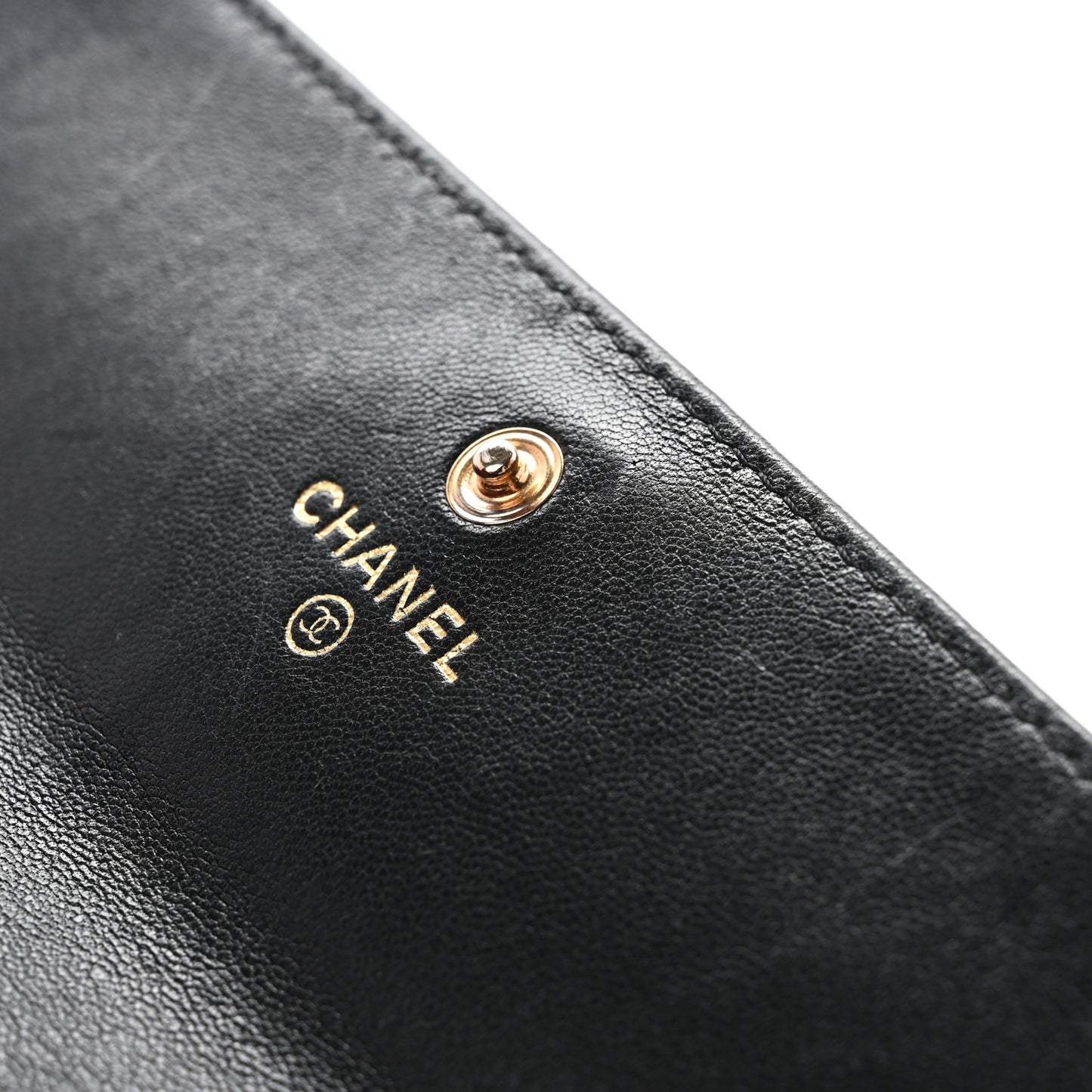 Lambskin Quilted Chanel 19 Flap Wallet Black