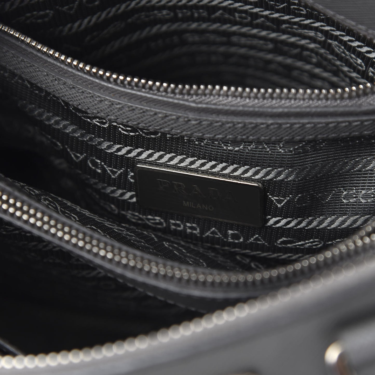 Saffiano Lux Small Promenade Tote Marmo