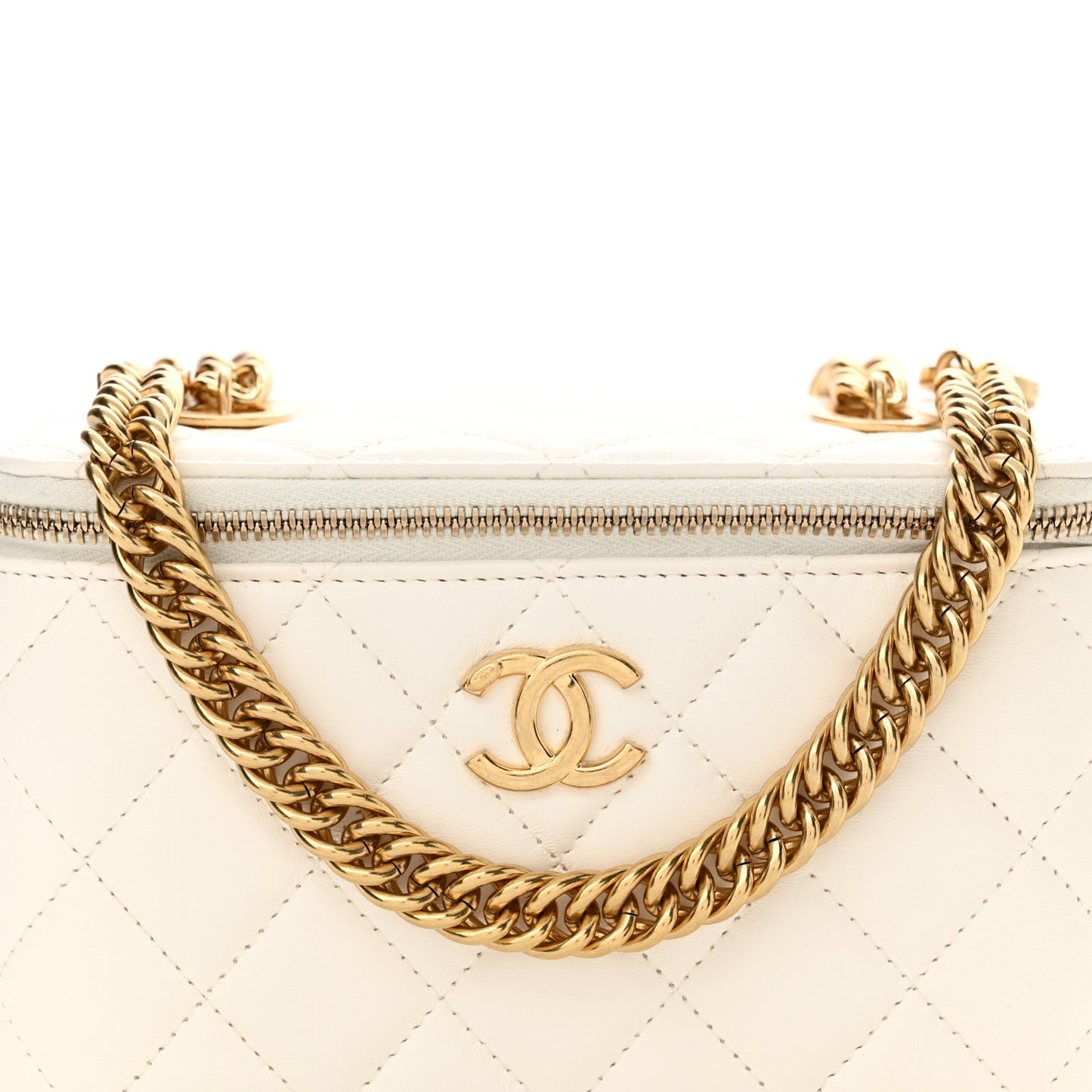 Lambskin Enamel Quilted Logo Small Vanity Case With Chain White
