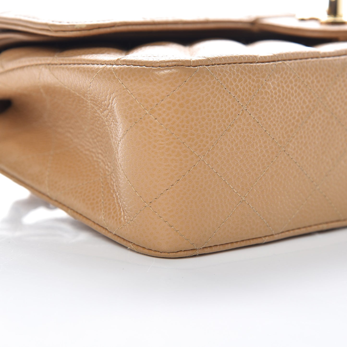 Caviar Quilted Medium Double Flap Beige Clair