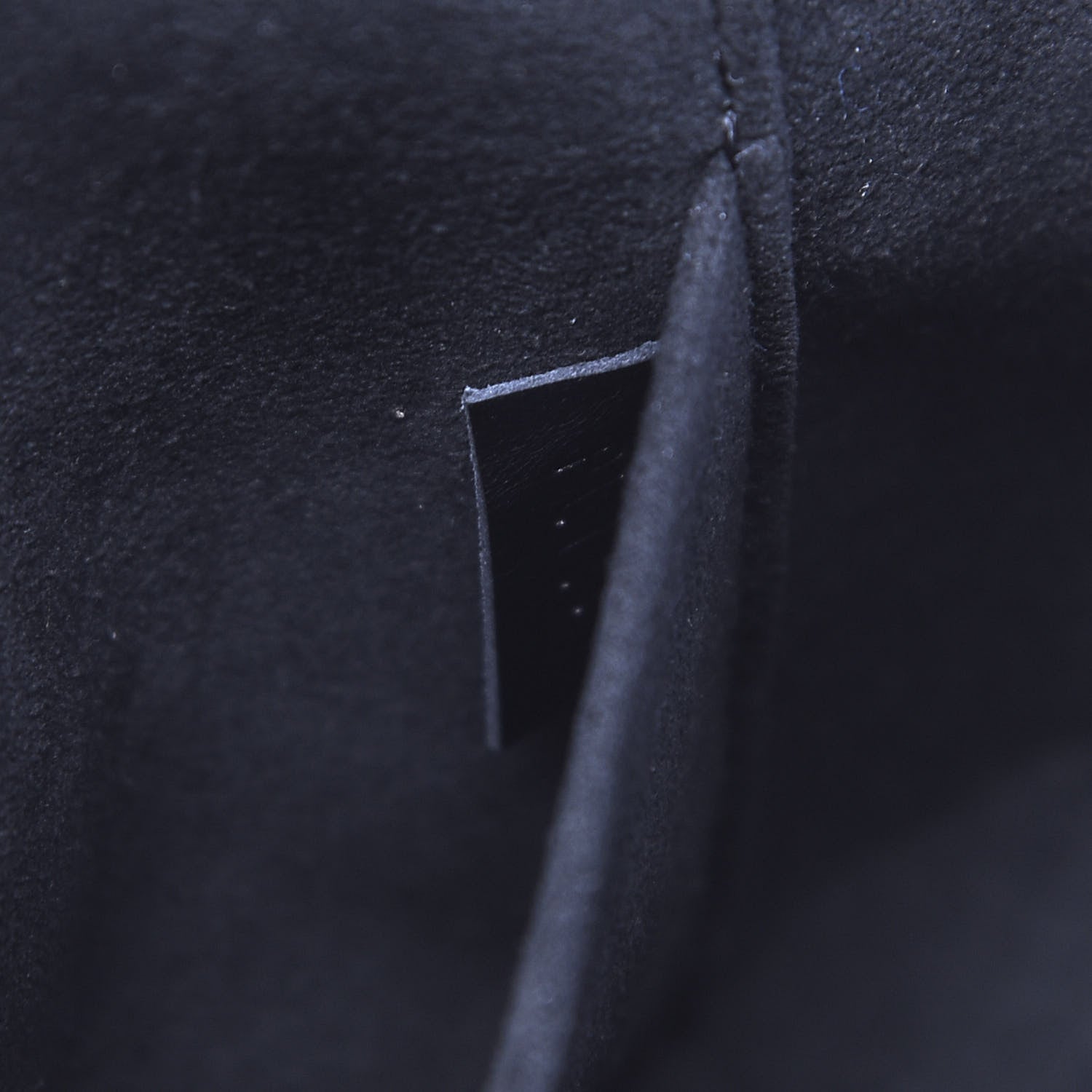 Louis Vuitton Reverse Monogram Vanity PM 6 of 10