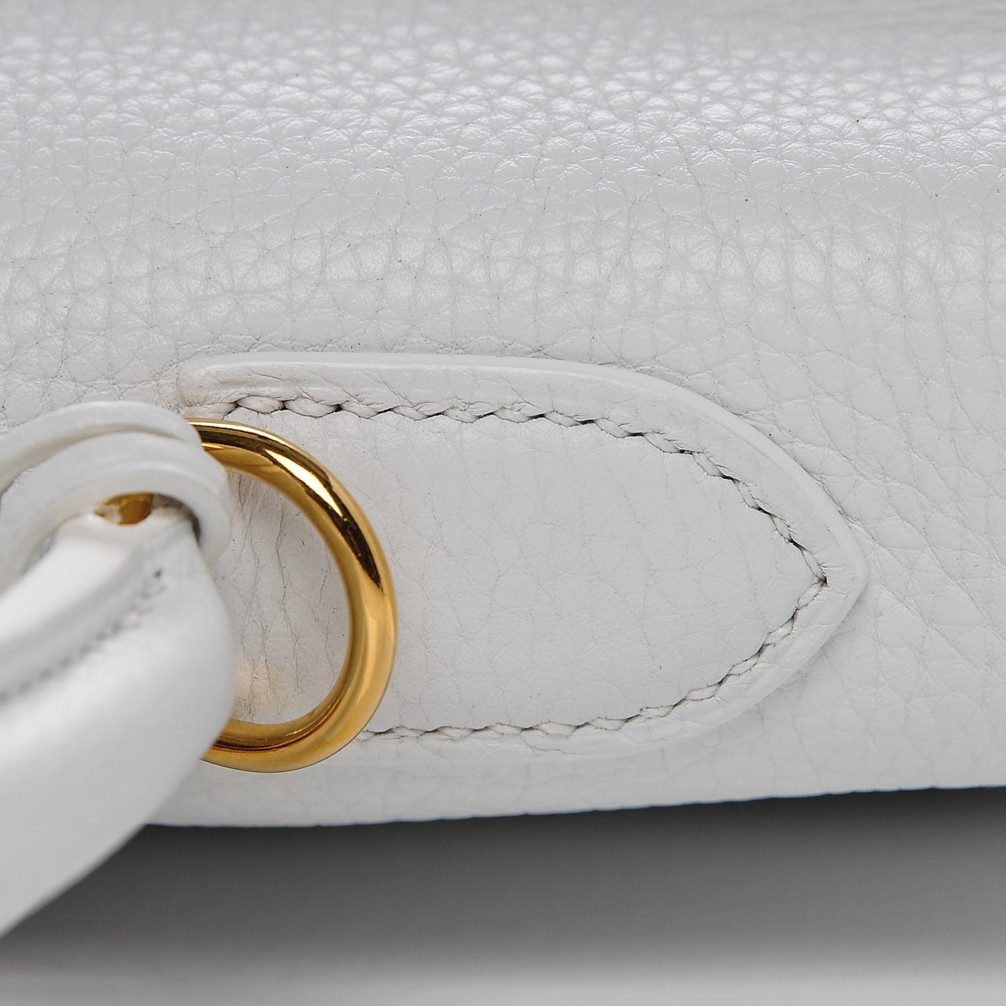 Taurillon Clemence Kelly Retourne 35 White