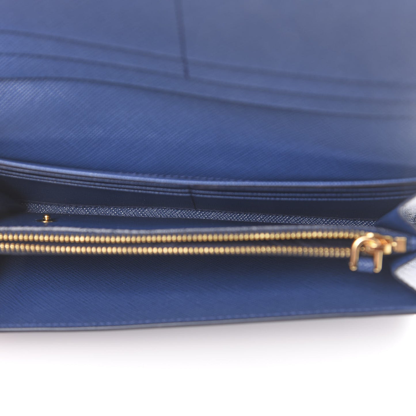 Saffiano Shine Monochrome Continental Wallet Bleuette