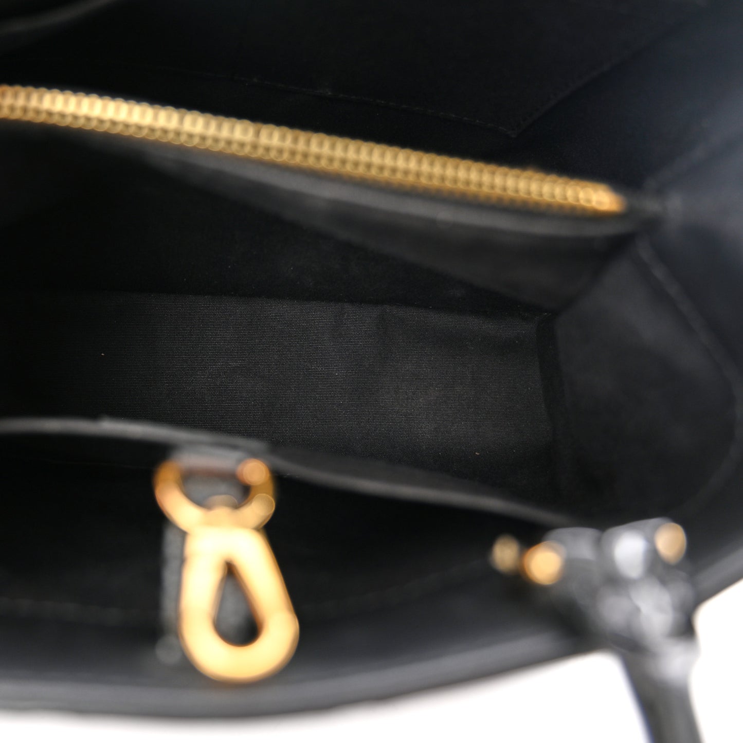 Vernis Montaigne BB Black