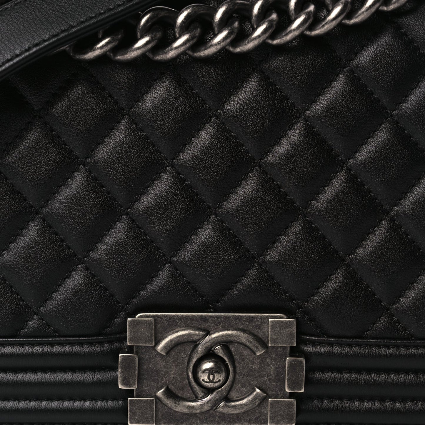 Calfskin Quilted Medium Boy Flap Black
