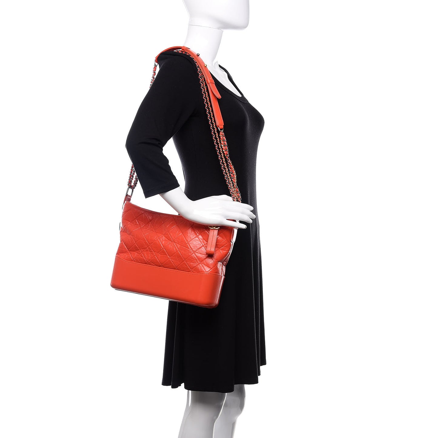 Aged Calfskin Quilted Medium Gabrielle Hobo Red