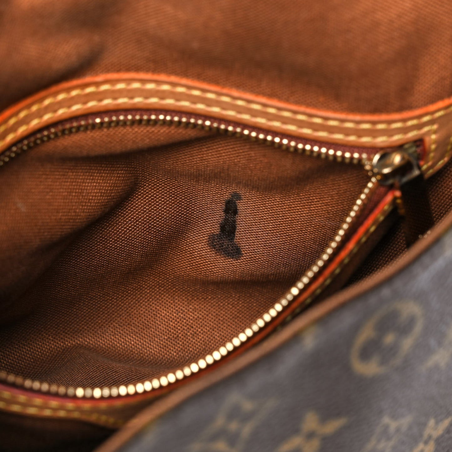 Monogram Mini Looping