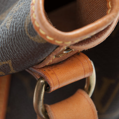 Louis Vuitton Monogram Petit Noe 6 of 8