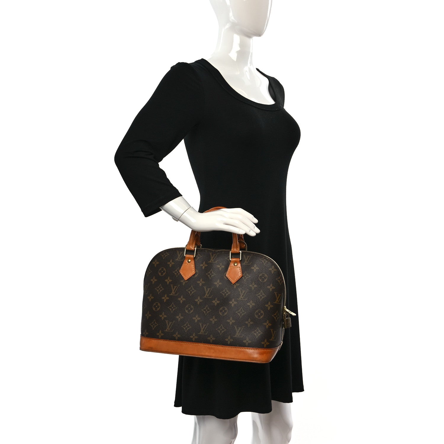 Louis Vuitton Monogram Alma PM 2 of 10