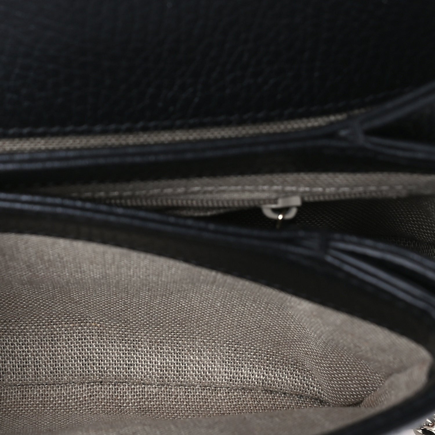 Gucci Dollar Calfskin Interlocking G Crossbody Bag Black 4 of 7