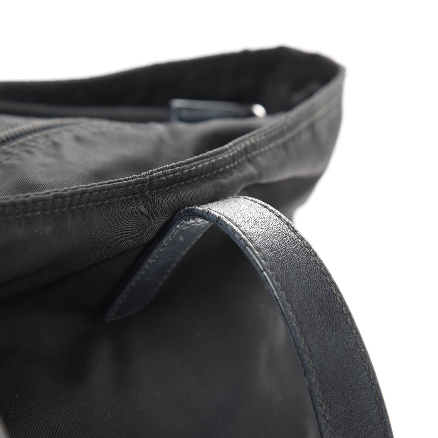 Nylon Tessuto Vela Tote Black