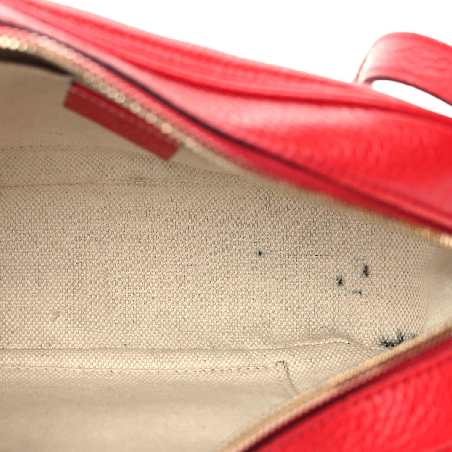 Gucci Pebbled Calfskin Small Soho Disco Bag Vibrant Red Vibrant Red 4 of 11
