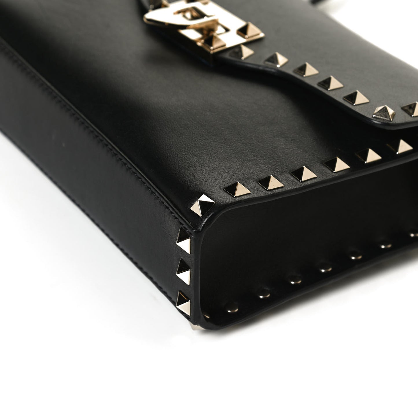 Vitello Medium Rockstud Flip Lock Crossbody Bag Black