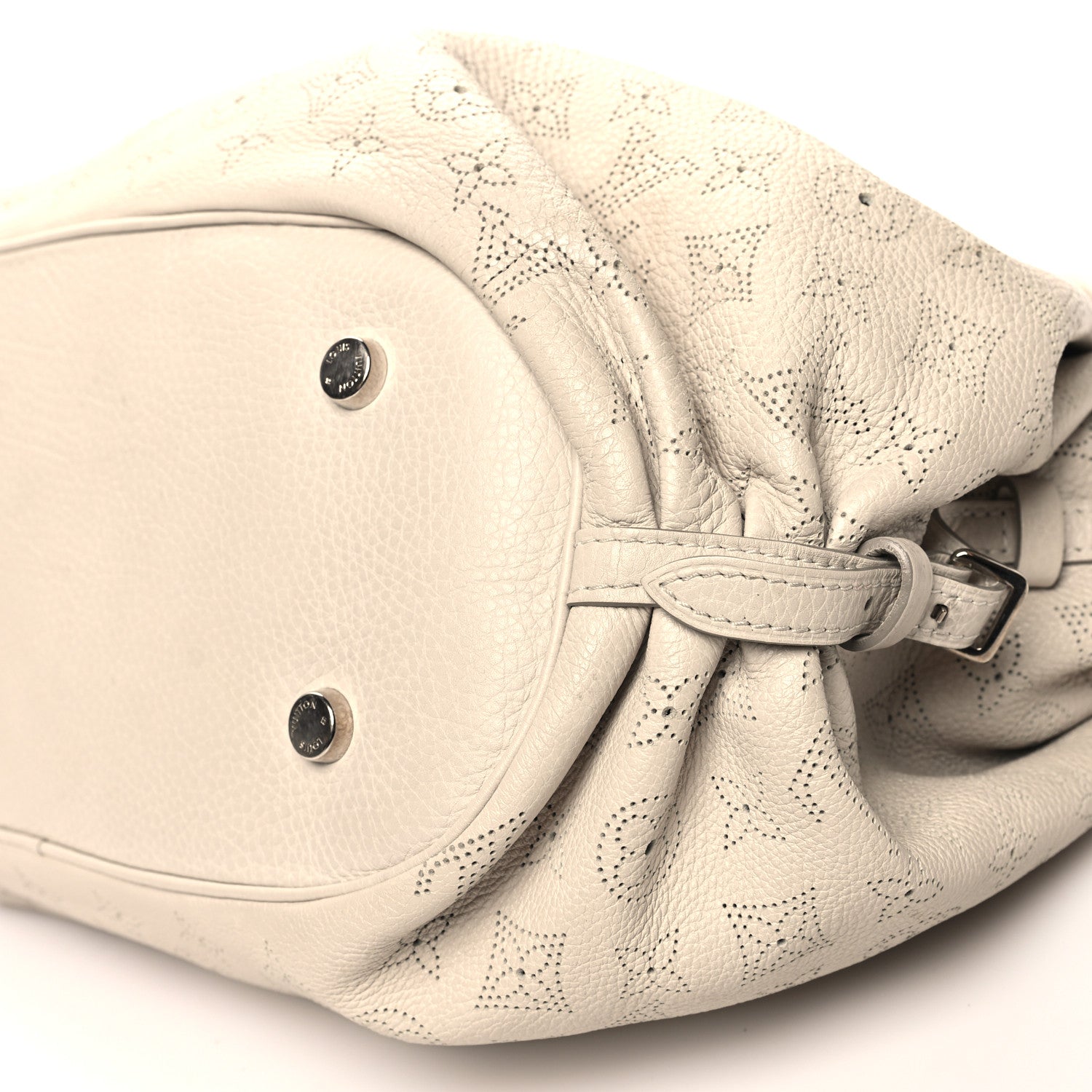 Louis Vuitton Mahina L Gris 10 of 13