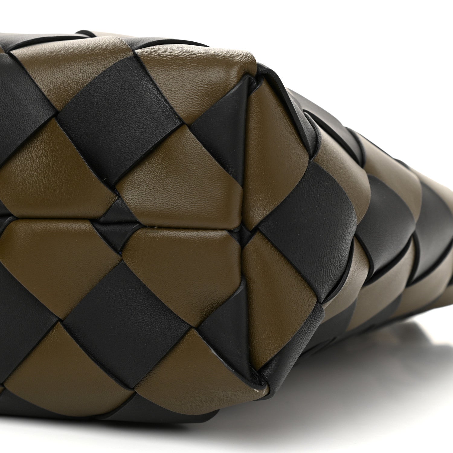 Bottega Veneta Nappa Maxi Cabat 30 Mustard Black 11 of 11