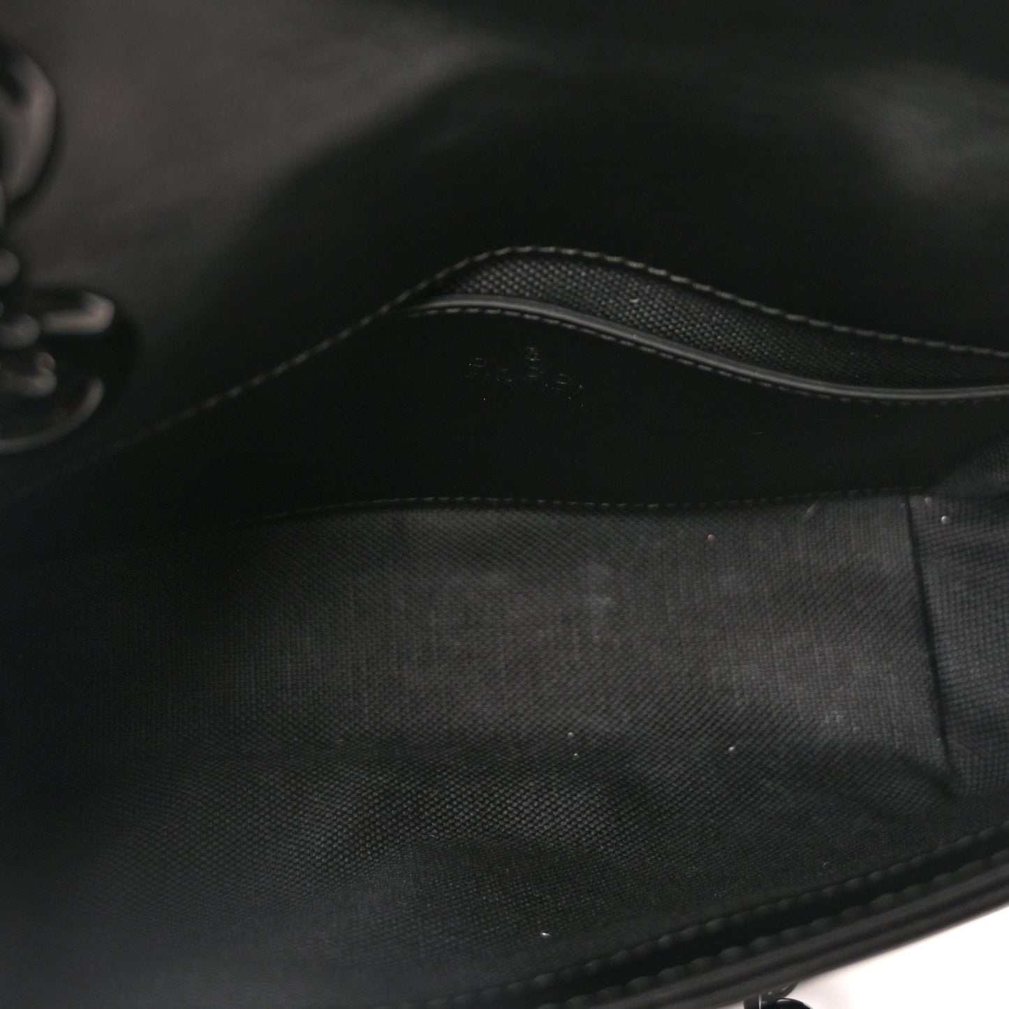 Calfskin Matelasse Monochrome Mini GG Marmont Shoulder Bag Black