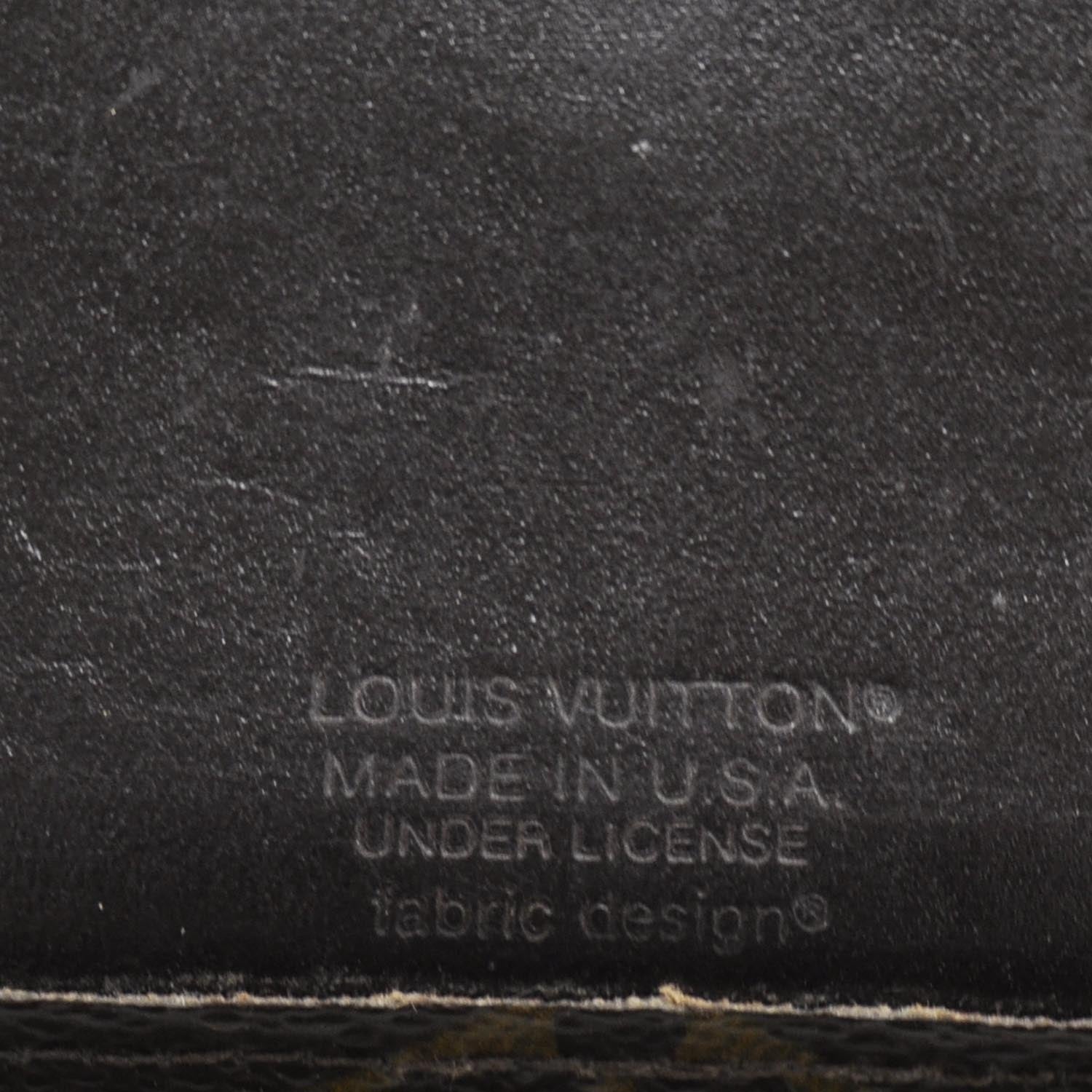 Louis Vuitton Monogram International Wallet 7 of 7