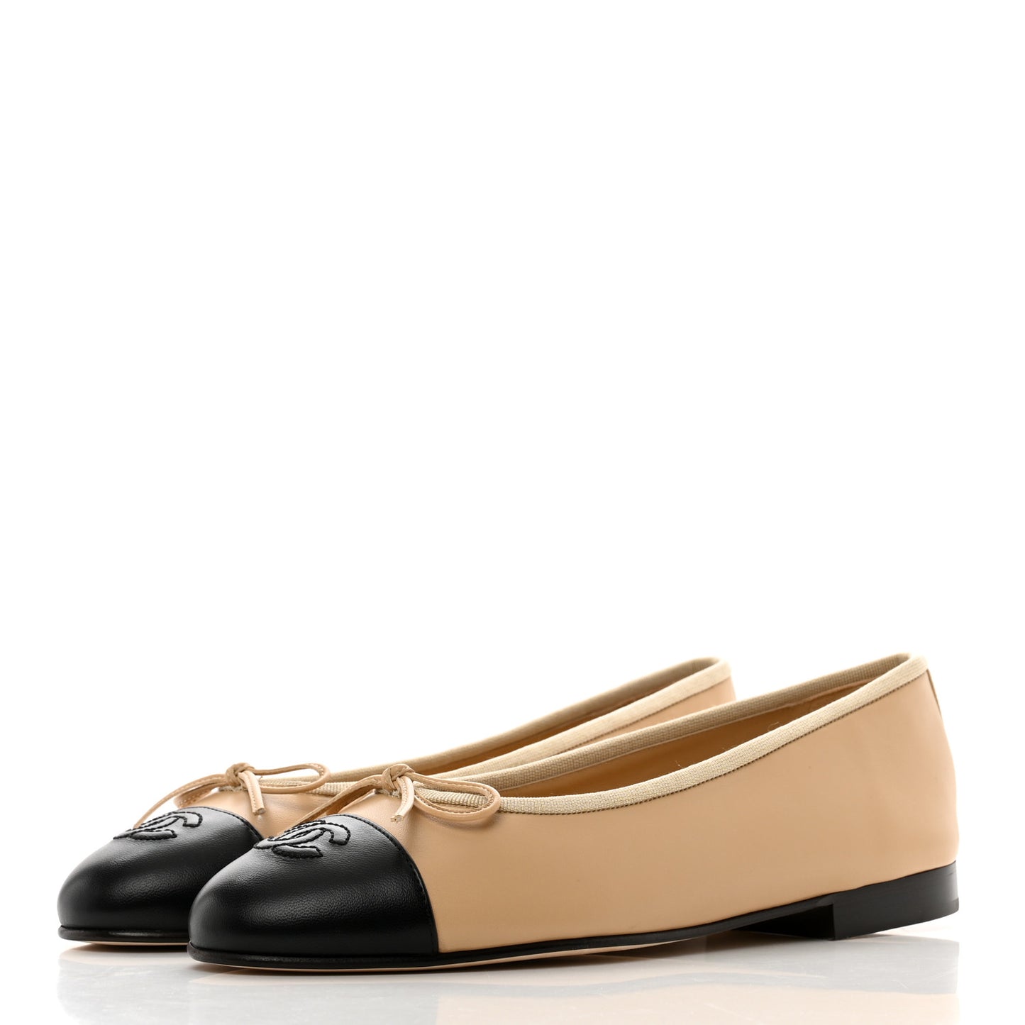 Lambskin Cap Toe CC Ballerina Flats 38 Beige Black