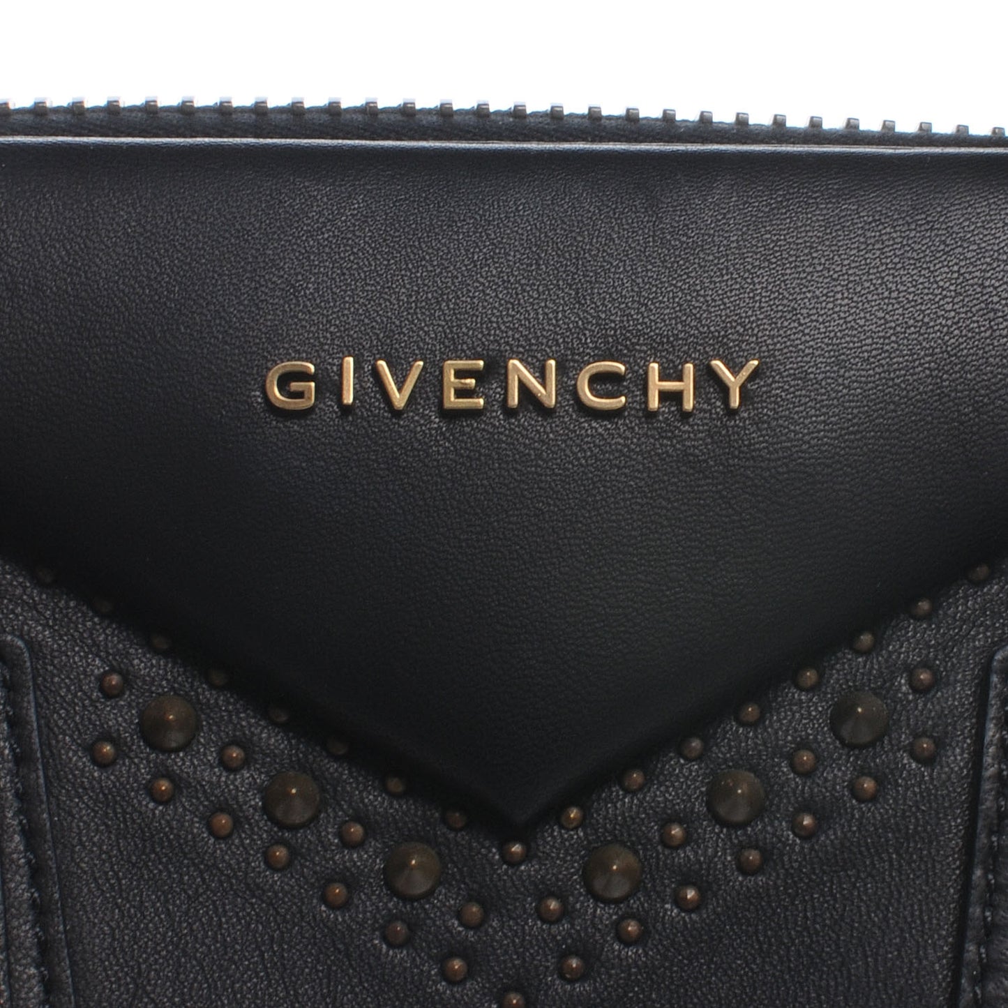 Calfskin Medium Studded Antigona Black