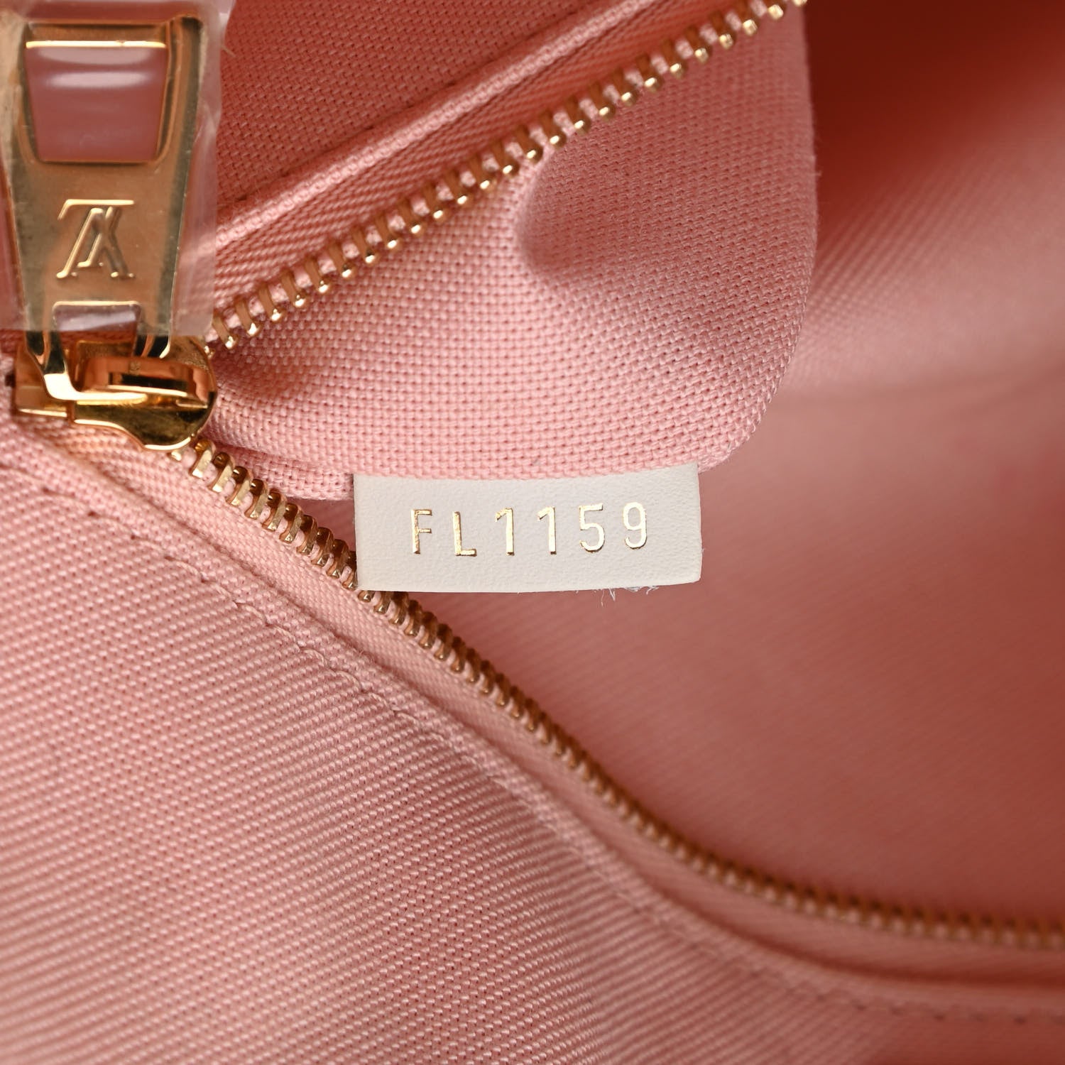 Louis Vuitton Monogram Giant Onthego GM Rouge Rose 7 of 13