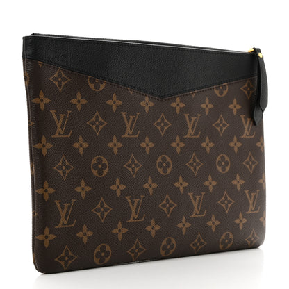 Louis Vuitton Monogram Daily Pouch Black 2 of 8